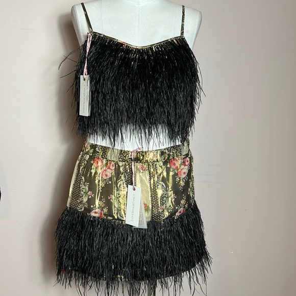 LOVESHACKFANCY Set Dusty Crop Cami Midnight Ruby & Risha Feather Trim Mini Skirt - Picture 4 of 17